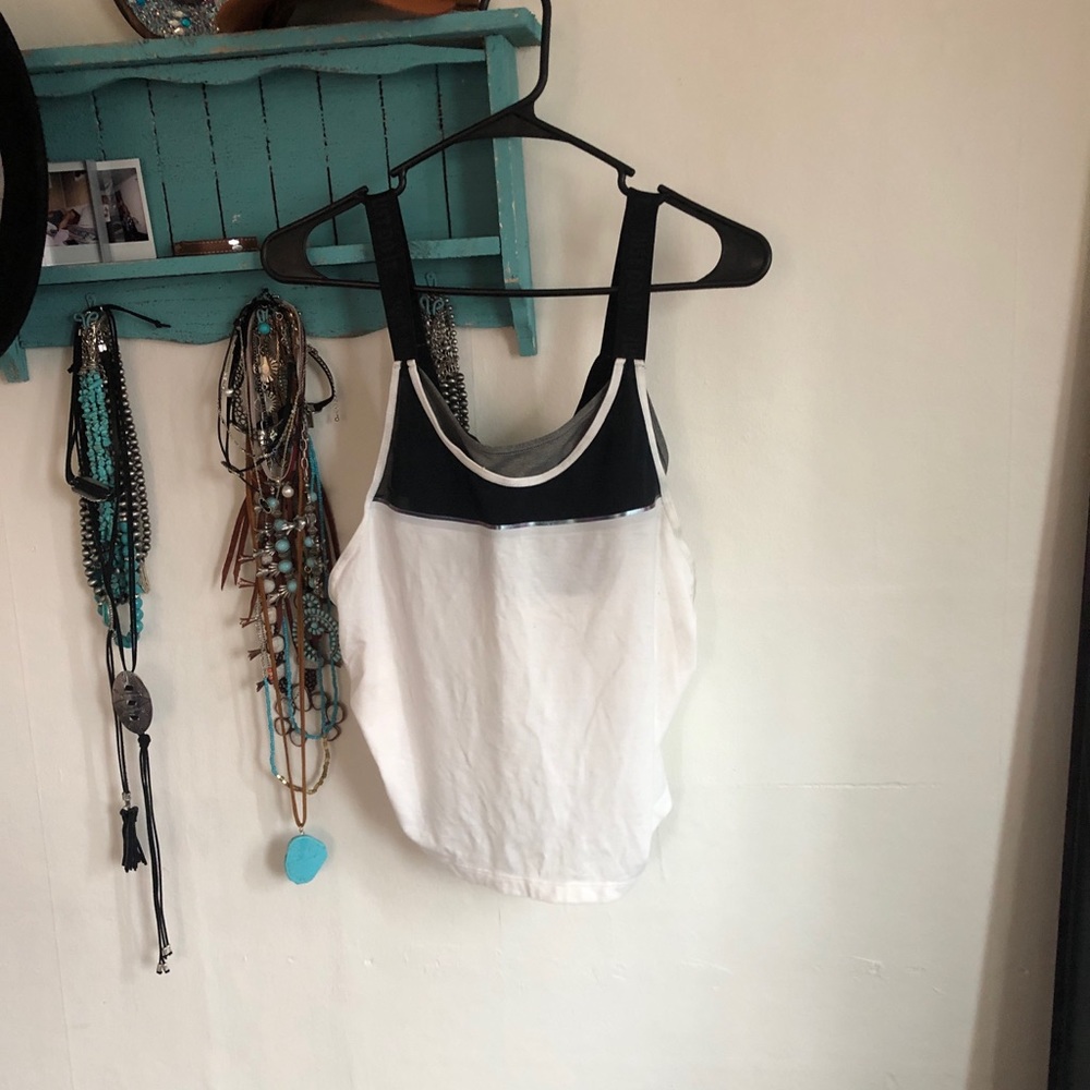 Workout tank top w/ built in sports bra